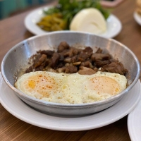 قرمه نیمرو ( 100 گرم ) سرویس کامل