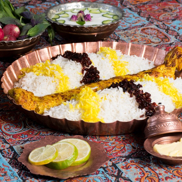 چلو جوجه زعفرانی(بدون استخوان)